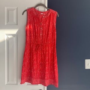 Red and white Gap dress with pockets